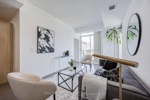 Photo 1 at 707 - 297 College Street, Chinatown, Toronto