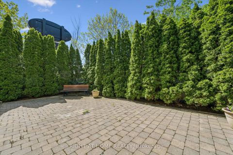 Photo 39 at 512 - 2662 Bloor Street W, Kingsway South, Toronto