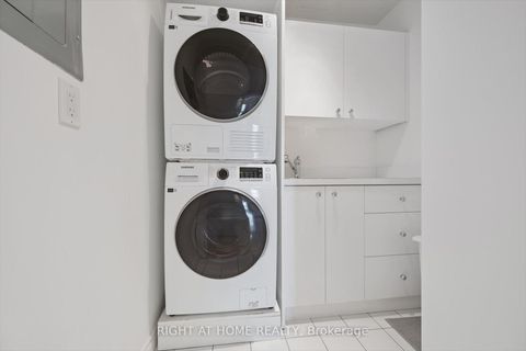 Photo 40 at 512 - 2662 Bloor Street W, Kingsway South, Toronto