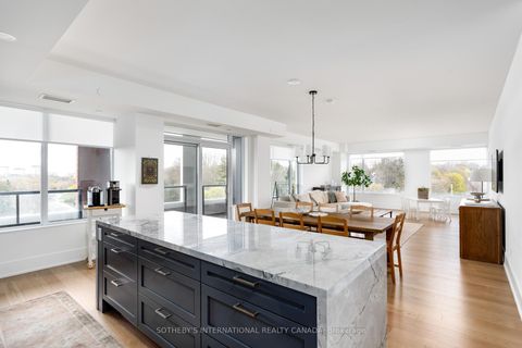 Photo 3 at 609 - 259 The Kingsway, Kingsway South, Toronto
