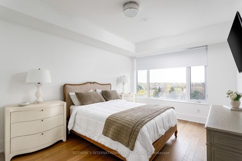 Photo 16 at 609 - 259 The Kingsway, Kingsway South, Toronto
