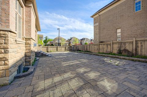 Photo 47 at 101 Silver Sterling Crescent, Vellore Village, Vaughan