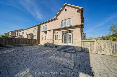 Photo 49 at 101 Silver Sterling Crescent, Vellore Village, Vaughan