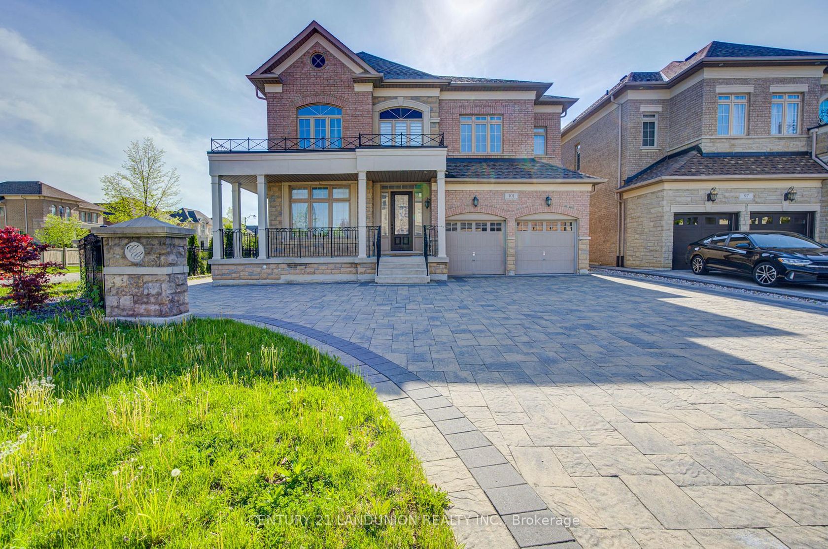 101 Silver Sterling Crescent, Vellore Village, Vaughan photo number 2