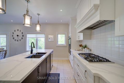 Photo 18 at 29 Plowman Lane, Rouge Woods, Richmond Hill