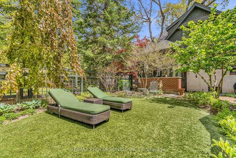 Photo 37 at 8 Wendigo Way, Swansea, Toronto
