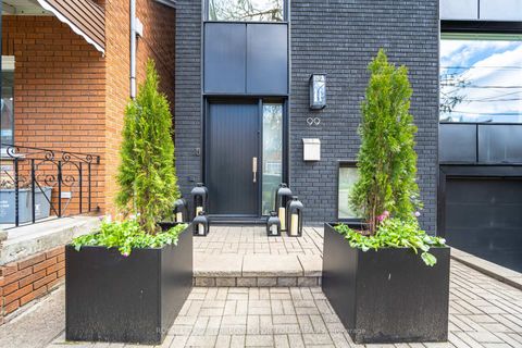 Photo 1 at 99 Claremont Street, Bellwoods, Toronto