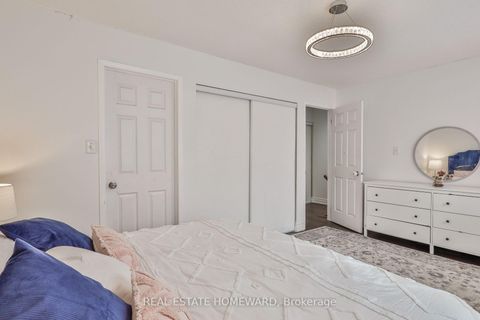 Photo 18 at 20 MASTERS Drive, East Bayfield, Barrie