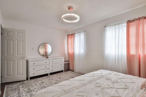 Photo 20 at 20 MASTERS Drive, East Bayfield, Barrie