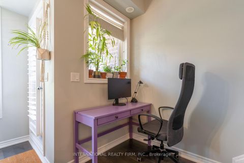 Photo 12 at 99 - 30 Carnation Avenue, Long Branch, Toronto
