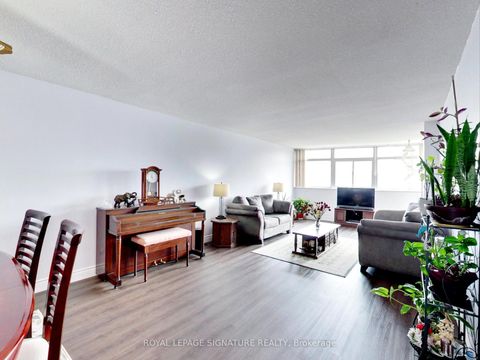 Photo 3 at 506 - 3151 Bridletowne Circle, L'Amoreaux, Toronto