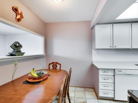 Photo 7 at 506 - 3151 Bridletowne Circle, L'Amoreaux, Toronto