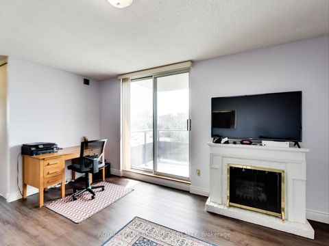 Photo 13 at 506 - 3151 Bridletowne Circle, L'Amoreaux, Toronto