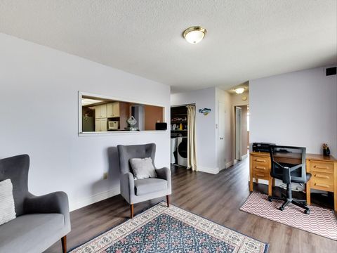 Photo 14 at 506 - 3151 Bridletowne Circle, L'Amoreaux, Toronto