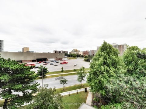 Photo 16 at 506 - 3151 Bridletowne Circle, L'Amoreaux, Toronto