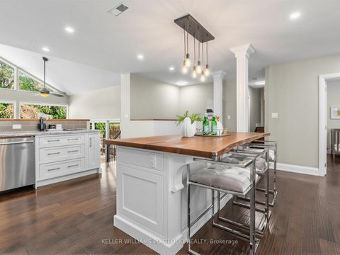 Photo 5 at 81 Lynnhaven Road N, Lawrence, Toronto