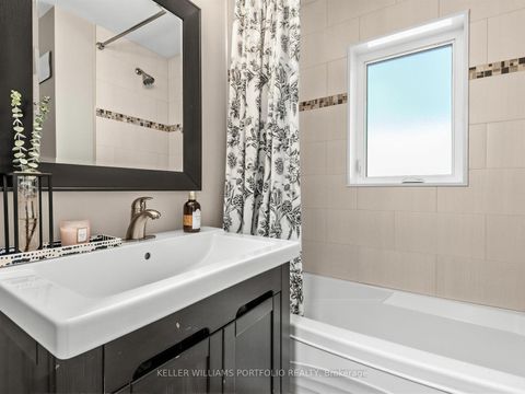 Photo 15 at 81 Lynnhaven Road N, Lawrence, Toronto
