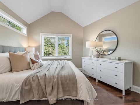 Photo 16 at 81 Lynnhaven Road N, Lawrence, Toronto