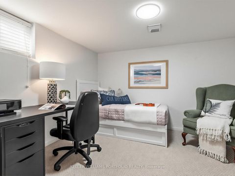 Photo 19 at 81 Lynnhaven Road N, Lawrence, Toronto