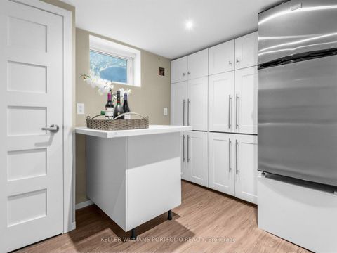 Photo 21 at 81 Lynnhaven Road N, Lawrence, Toronto