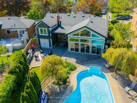Photo 25 at 81 Lynnhaven Road N, Lawrence, Toronto