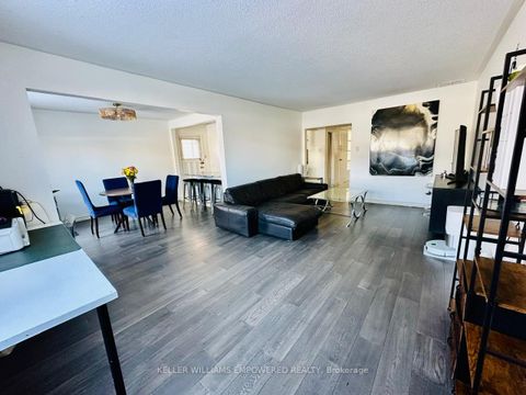 Photo 10 at 52 Endsleigh Crescent, Pleasant View, Toronto