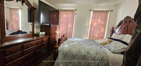 Photo 21 at 52 Endsleigh Crescent, Pleasant View, Toronto