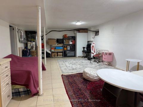 Photo 26 at 52 Endsleigh Crescent, Pleasant View, Toronto