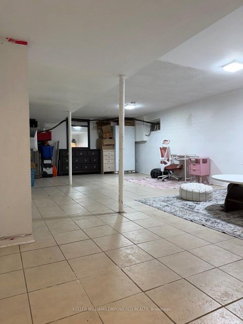 Photo 27 at 52 Endsleigh Crescent, Pleasant View, Toronto