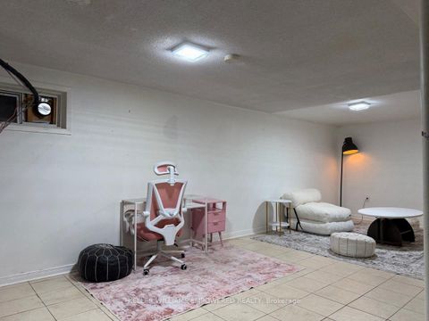 Photo 28 at 52 Endsleigh Crescent, Pleasant View, Toronto