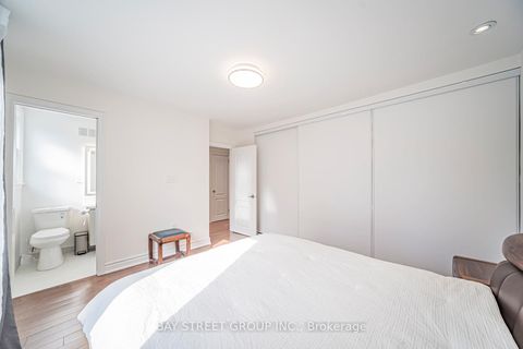 Photo 14 at 277 Lawrence Avenue E, York Mills, Toronto