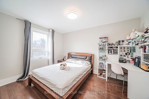Photo 16 at 277 Lawrence Avenue E, York Mills, Toronto