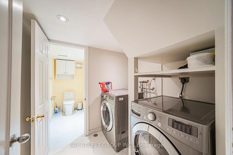 Photo 23 at 277 Lawrence Avenue E, York Mills, Toronto