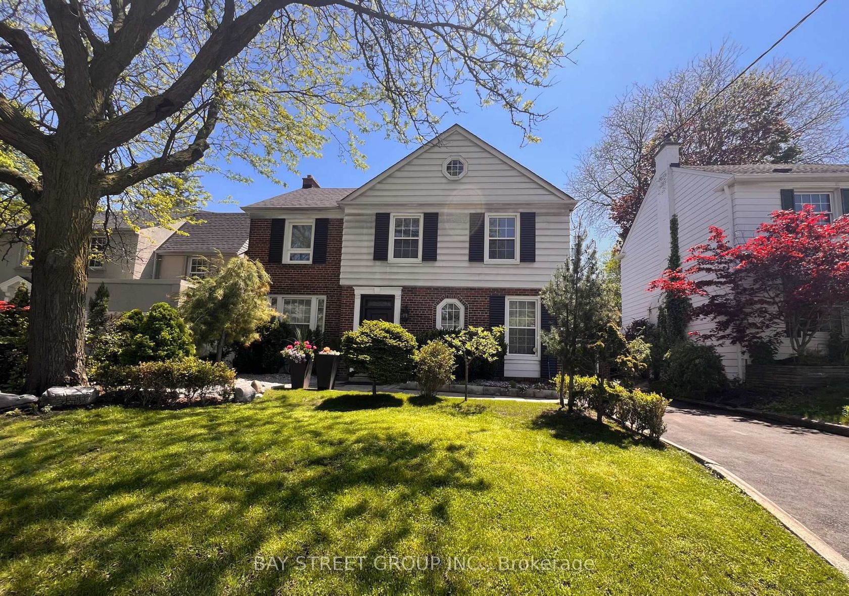 277 Lawrence Avenue E, York Mills, Toronto 