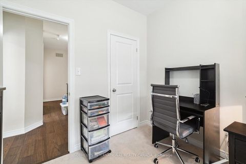 Photo 38 at 12 Deep River Lane S, Westbrook, Richmond Hill