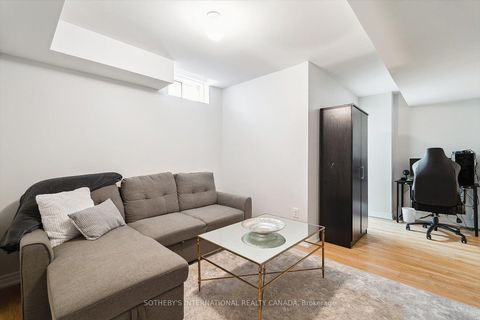 Photo 42 at 12 Deep River Lane S, Westbrook, Richmond Hill
