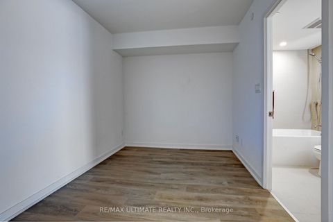 Photo 10 at 513 - 1401 O'Connor Drive, Parkview, Toronto