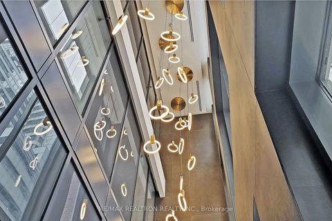 Photo 4 at 4105 - 327 King Street W, Waterfront Communities C1, Toronto