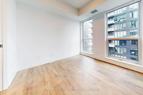 Photo 21 at 4105 - 327 King Street W, Waterfront Communities C1, Toronto