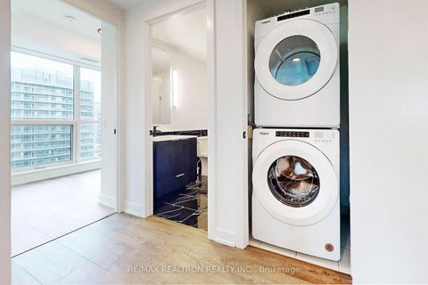Photo 33 at 4105 - 327 King Street W, Waterfront Communities C1, Toronto