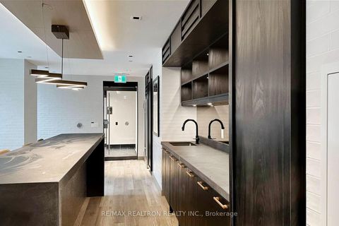 Photo 38 at 4105 - 327 King Street W, Waterfront Communities C1, Toronto