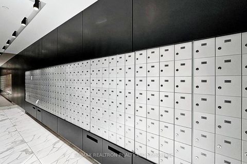 Photo 44 at 4105 - 327 King Street W, Waterfront Communities C1, Toronto