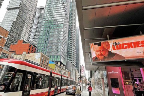 Photo 45 at 4105 - 327 King Street W, Waterfront Communities C1, Toronto