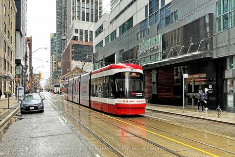 Photo 49 at 4105 - 327 King Street W, Waterfront Communities C1, Toronto