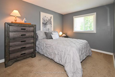 Photo 13 at 830 Greenbriar Drive, Eastdale, Oshawa