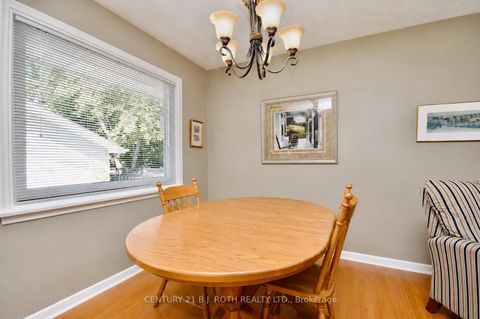 Photo 13 at 72 ROSE Street, Wellington, Barrie