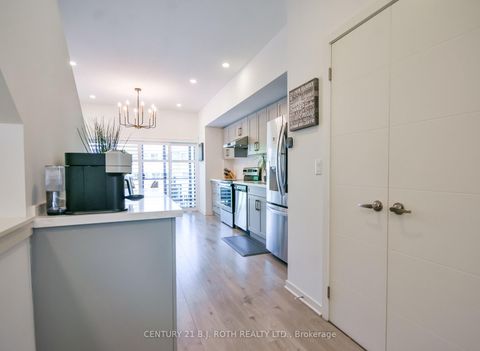 Photo 15 at 64 - 369 Essa Road, Holly, Barrie