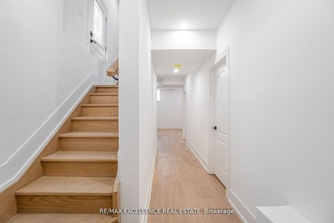 Photo 31 at 55 Renfield Street, Amesbury, Toronto
