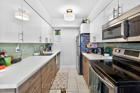 Photo 10 at 703 - 50 Lotherton Pathway, Glen Park, Toronto