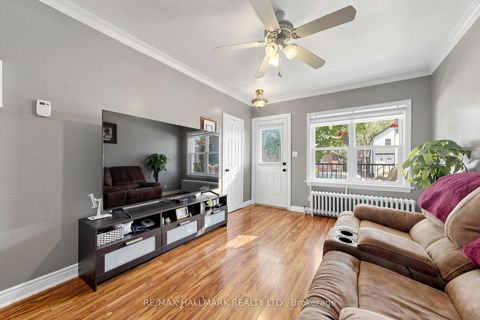 Photo 6 at 26 Sixteenth Street, New Toronto, Toronto